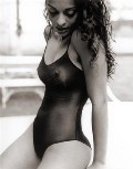 Juliana Paes in Trip
